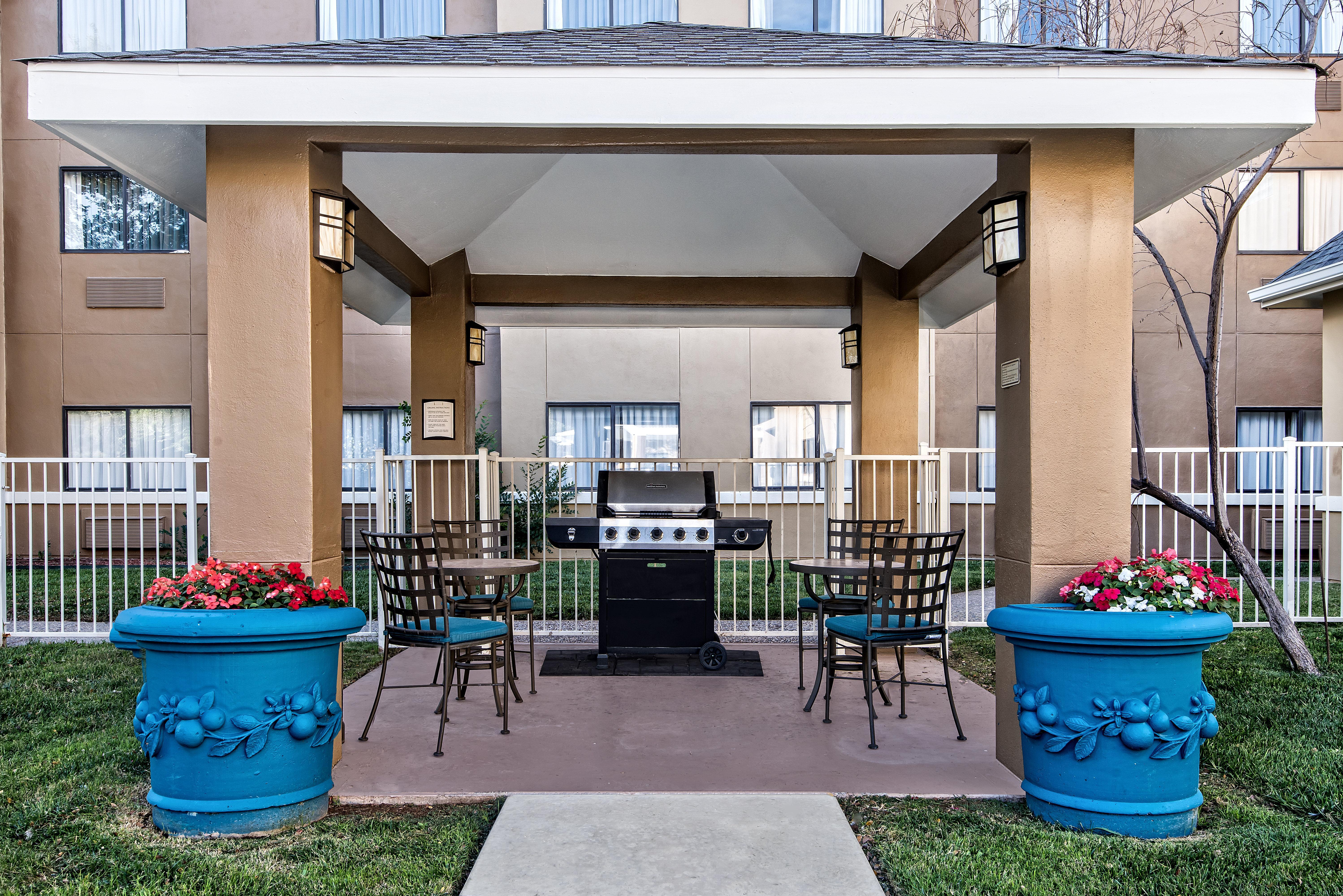 Staybridge Suites Lubbock-University Area By Ihg Exterior photo