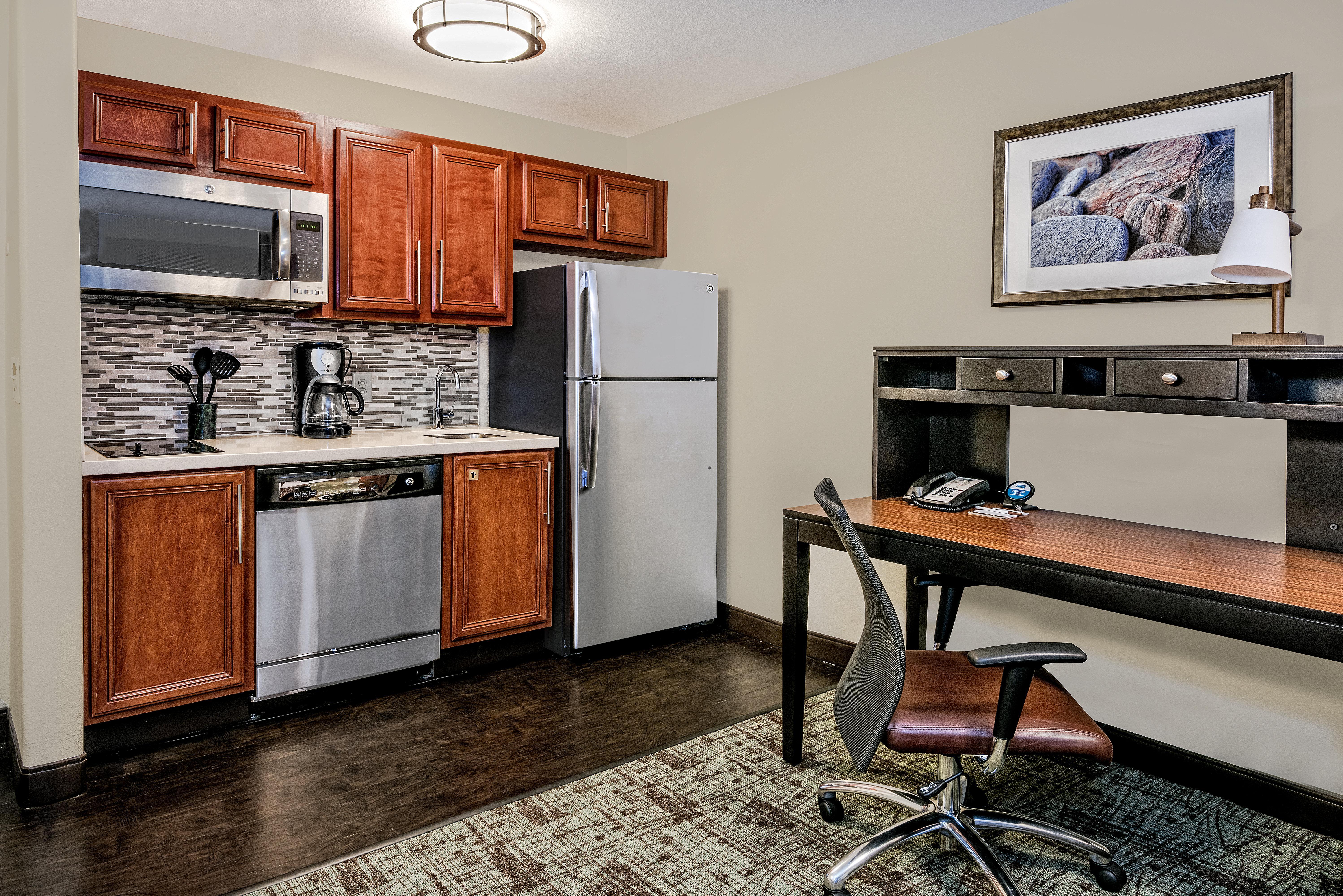 Staybridge Suites Lubbock-University Area By Ihg Exterior photo