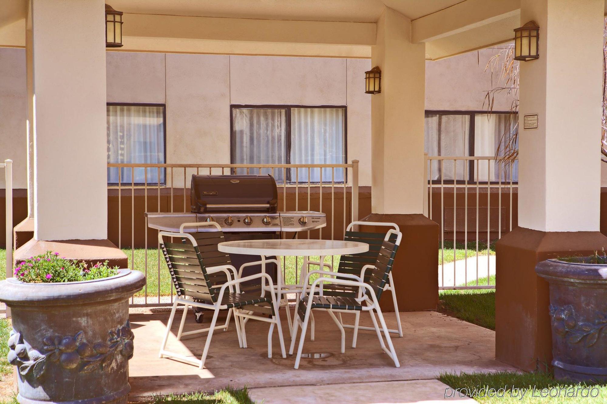 Staybridge Suites Lubbock-University Area By Ihg Exterior photo